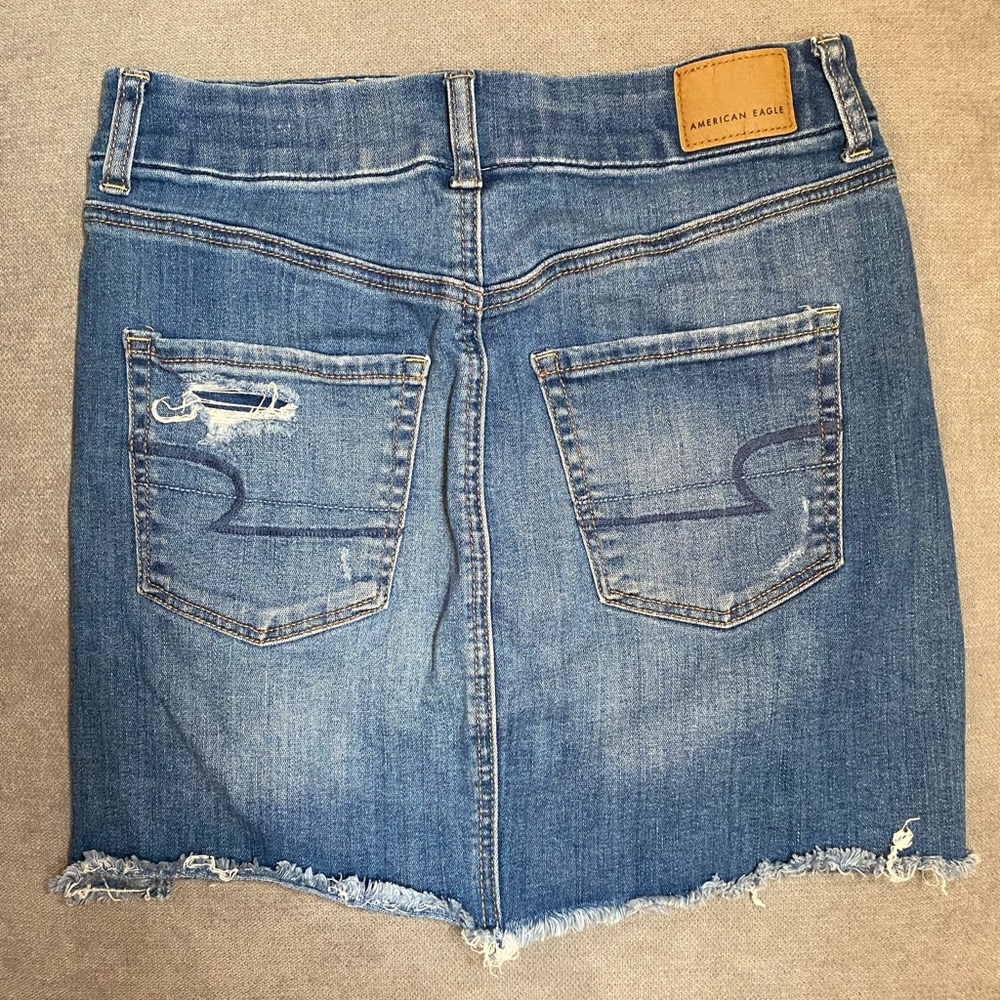 American Eagle Mini Skirt. Worn once